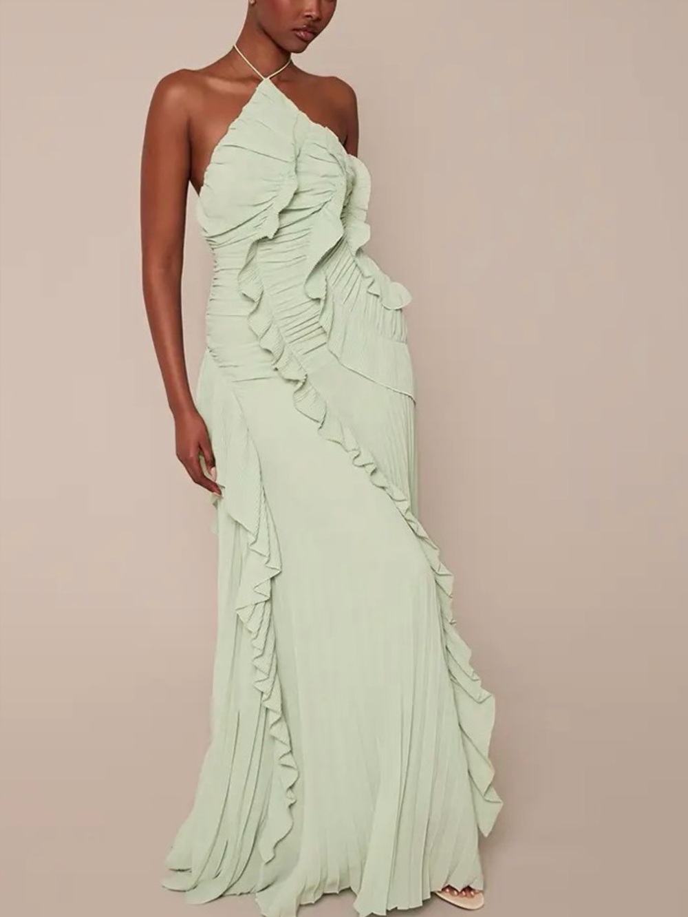 PrettyLittleThing - Light Green Pleated Frill Halterneck Maxi Dress - Light SAGE